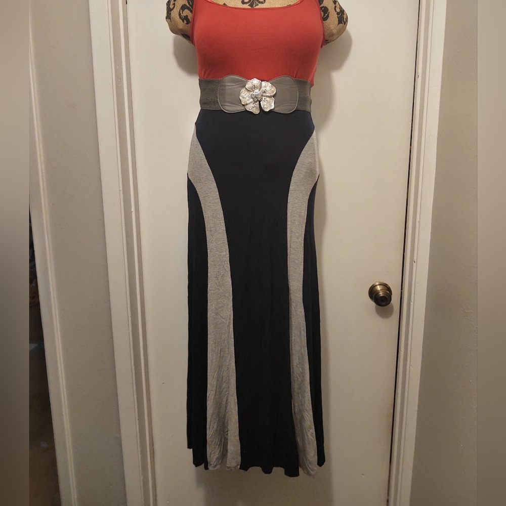 Monteau Black and Gray Maxi Skirt